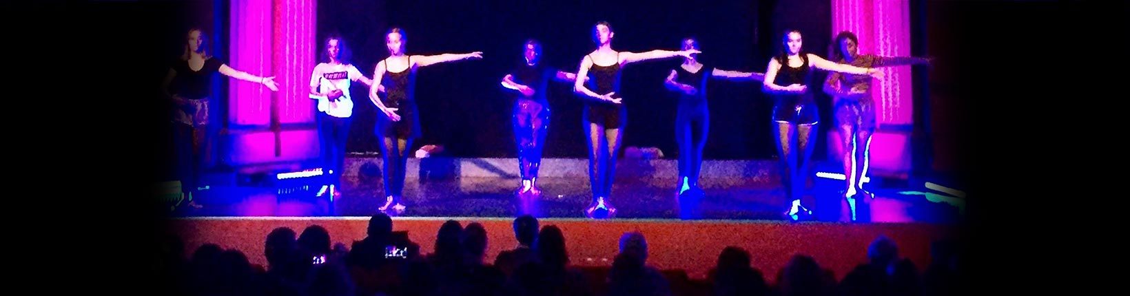 Dansare på en teaterscen